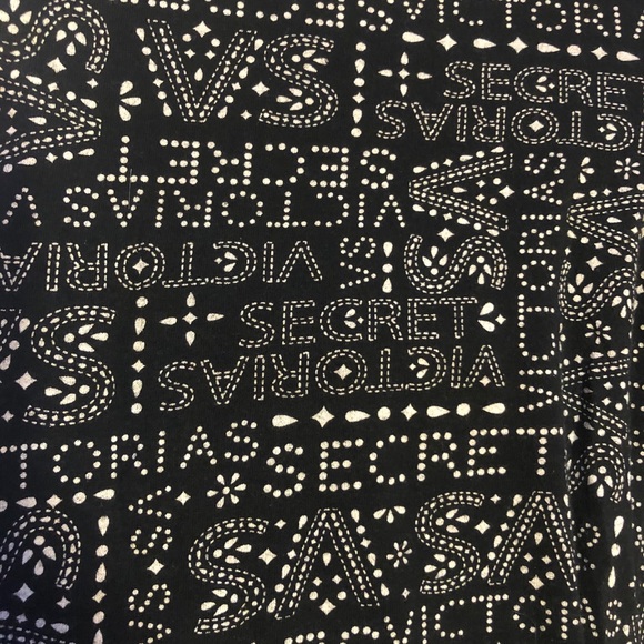 VICTORIA SECRET pjs - Picture 4 of 7